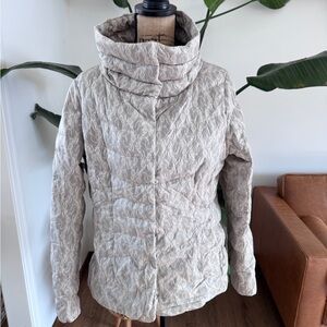 L Eddie Bauer Beige Lace goose down puffer.